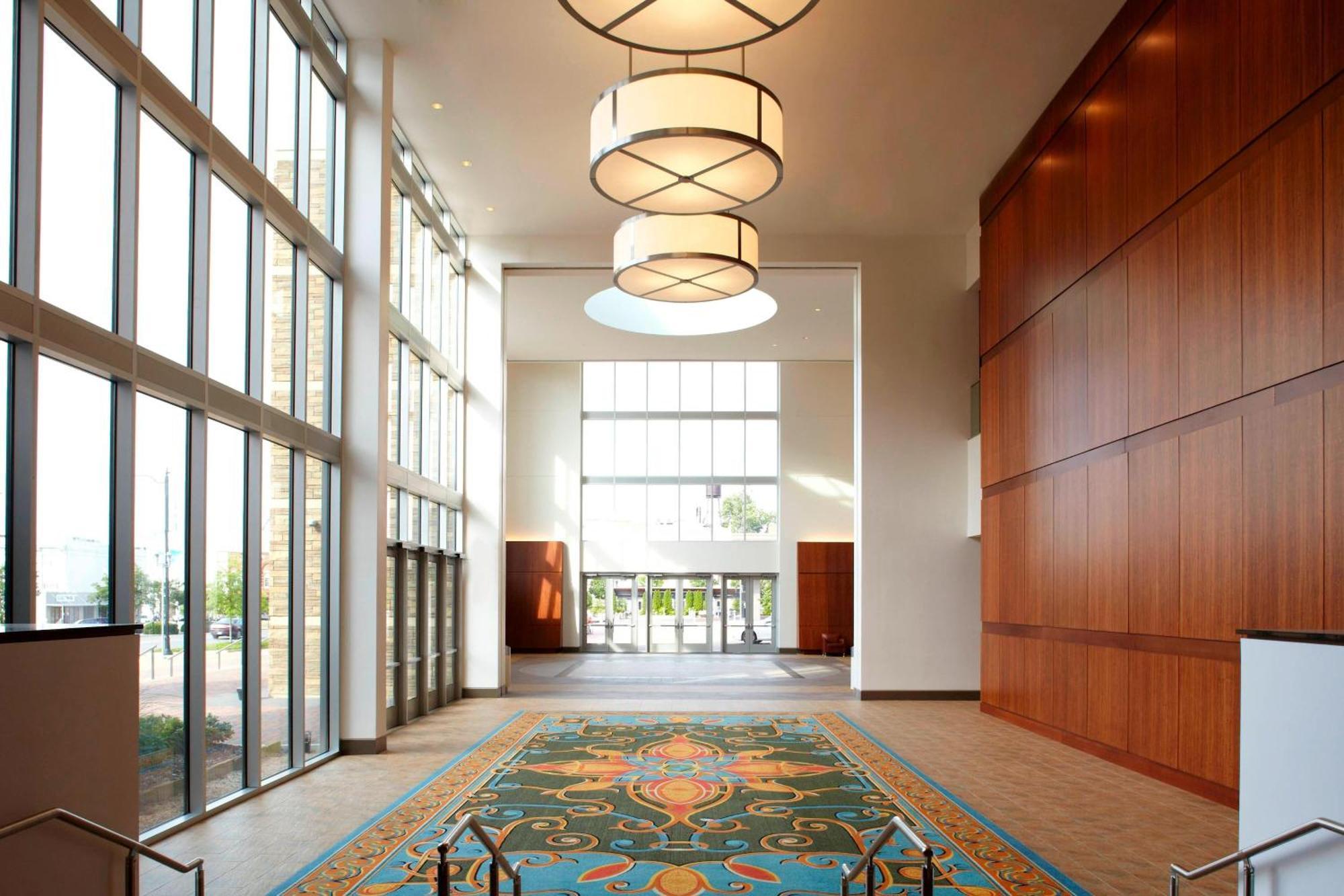 Renaissance Montgomery Hotel & Spa At The Convention Center Exterior foto